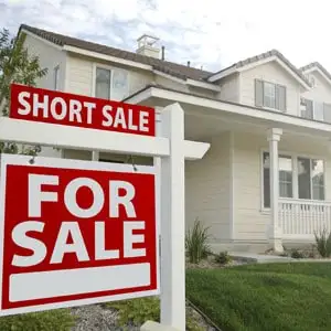 Can A Florida Condominium Association Or An HOA Restrict The Sale Or Rental Of A Condo Unit Or A Home? Lawyer, Coral Gables City